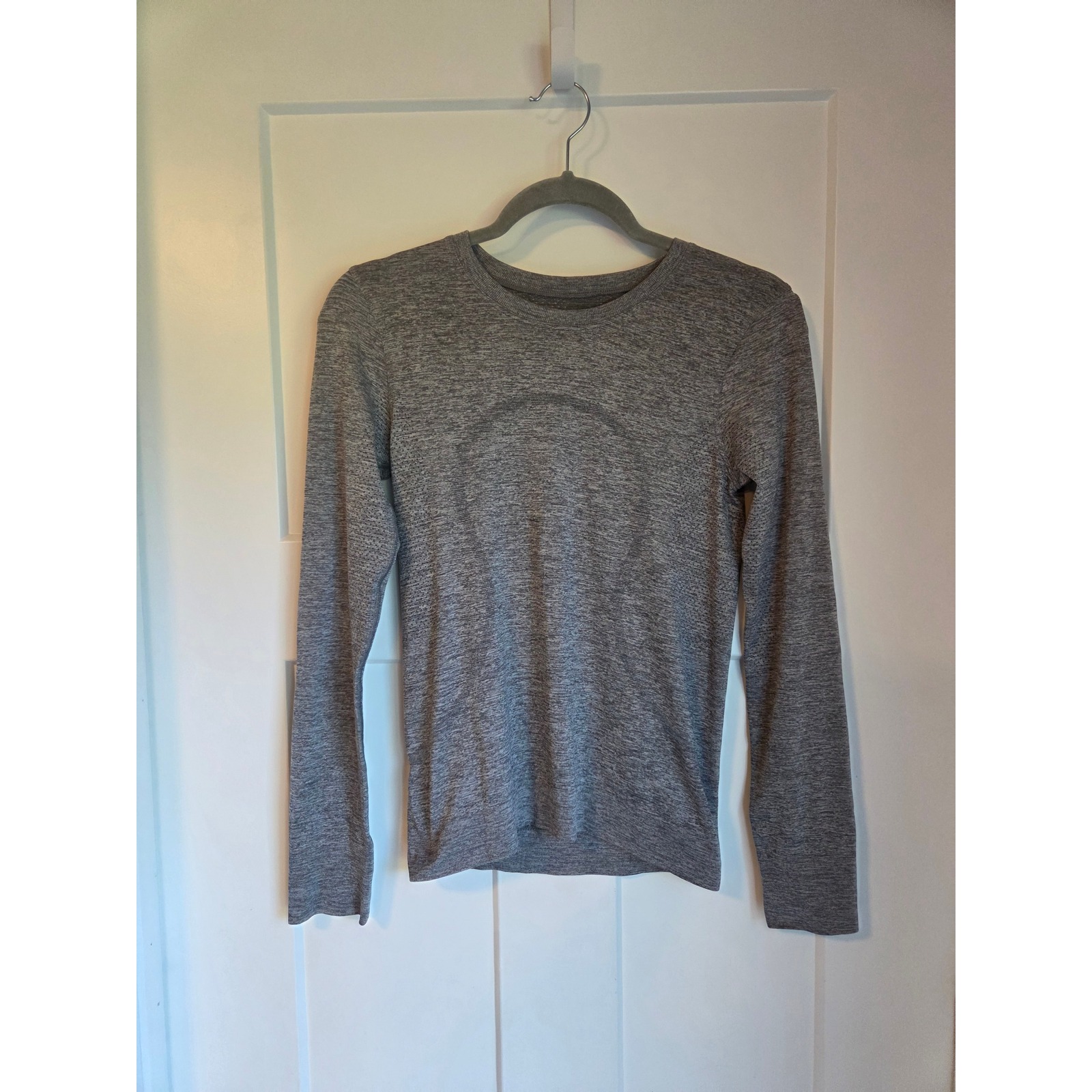Lululemon Swiftly Tech Long Sleeve Crew Shirt Heathered Grey Athletic Top